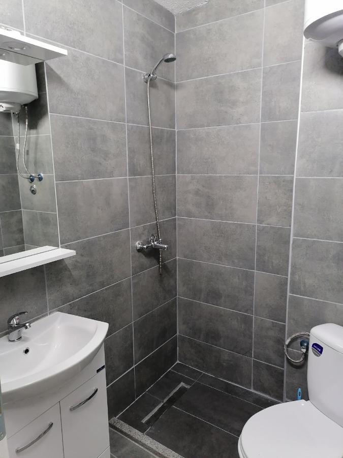 Grey Apartment Ohrid Bagian luar foto