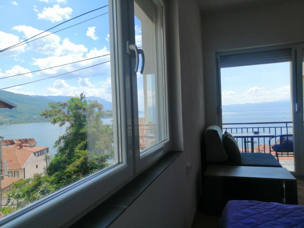 Grey Apartment Ohrid Bagian luar foto